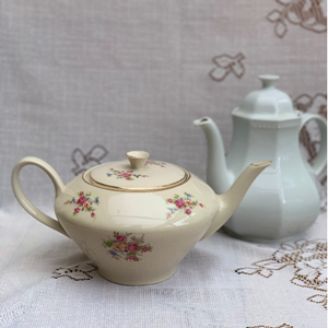 De Verhuurcentrale - Vintage theepot voor high tea huren Zoetermeer