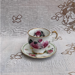 De Verhuurcentrale - Vintage servies kop en schotel huren ook voor high tea servies